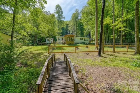 123 Little Rock Way Mill Spring NC 28756