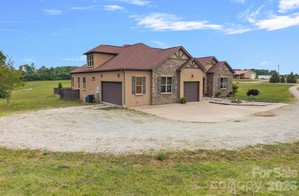 2151 Brown Chapel Road Catawba NC 28609