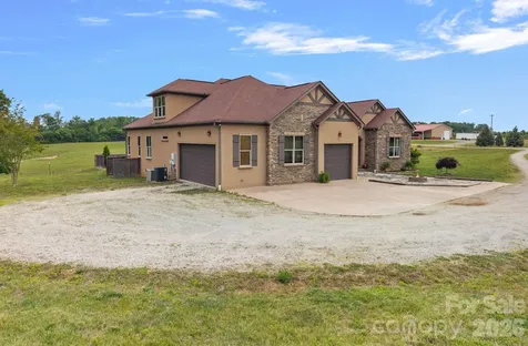2151 Brown Chapel Road Catawba NC 28609