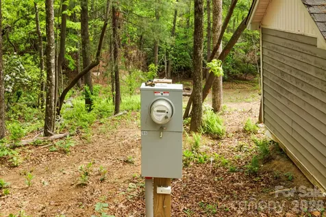 137 Bird Song Road Penrose NC 28766