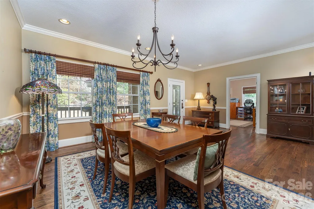 172 Sunny Ridge Road Hendersonville NC 28739