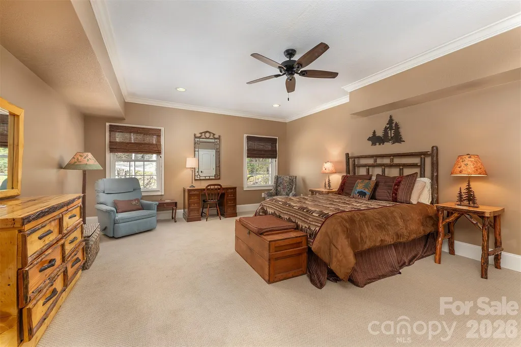 172 Sunny Ridge Road Hendersonville NC 28739