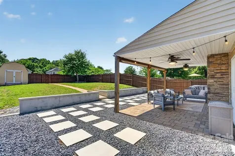 8007 Rolling Meadows Lane Huntersville NC 28078
