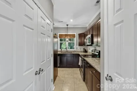 8007 Rolling Meadows Lane Huntersville NC 28078