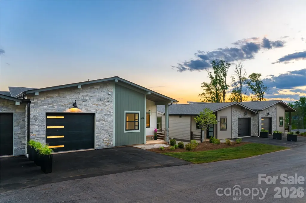 604 Storybook Villas Trail Asheville NC 28804