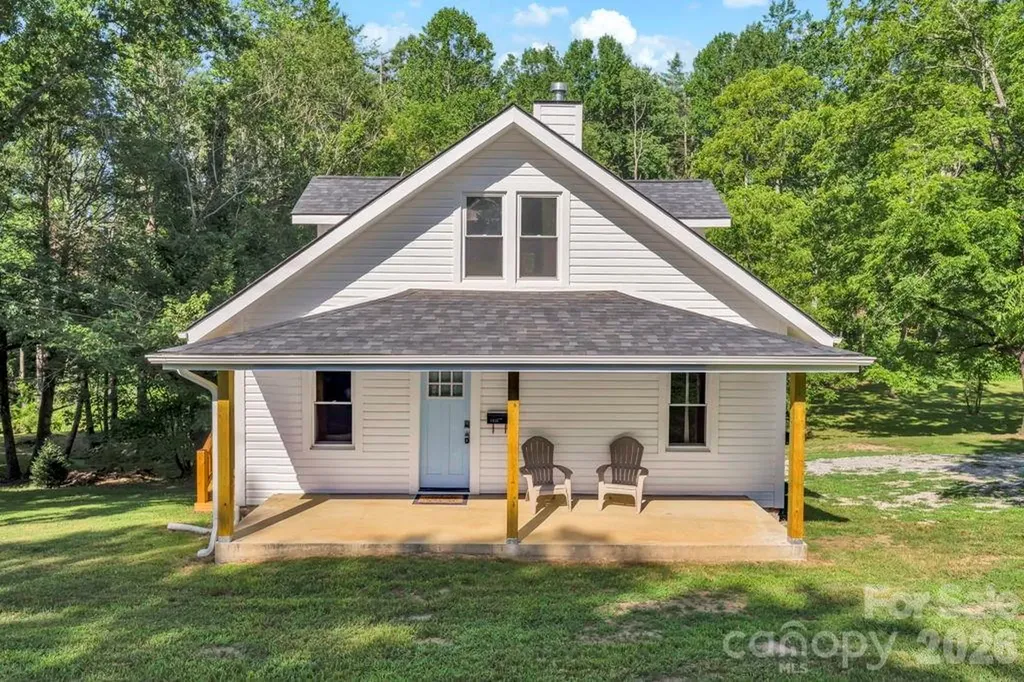1415 Roan Road Spruce Pine NC 28777