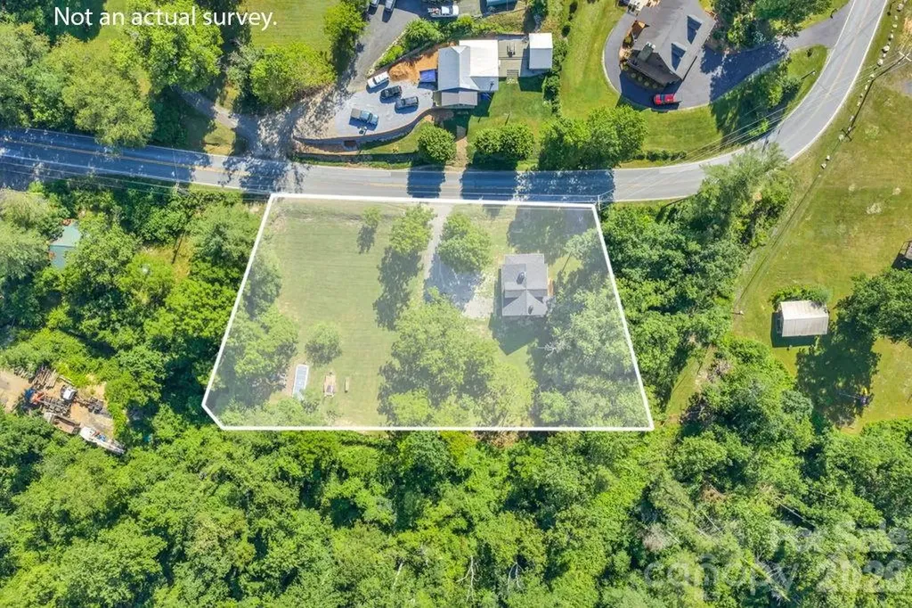1415 Roan Road Spruce Pine NC 28777