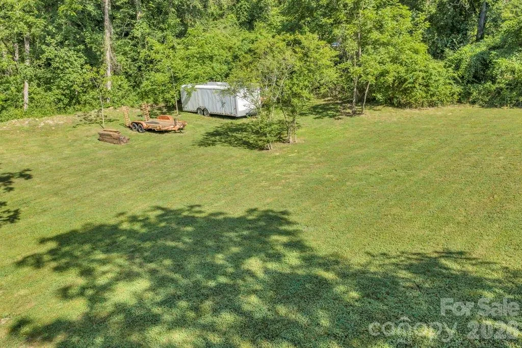 1415 Roan Road Spruce Pine NC 28777