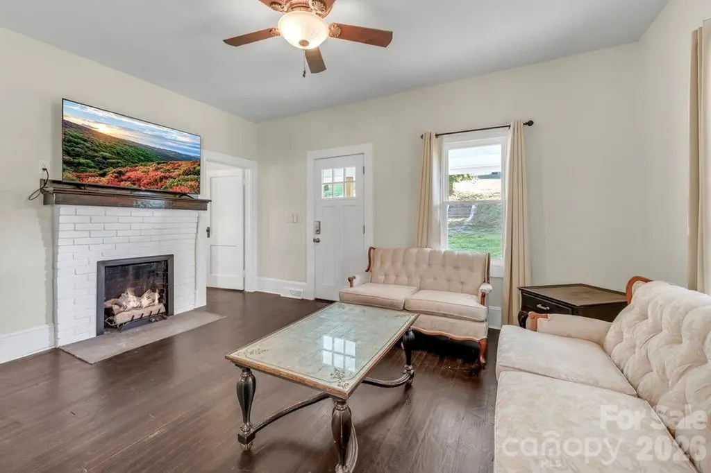 1415 Roan Road Spruce Pine NC 28777