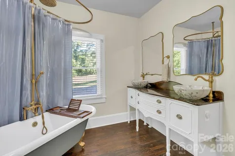 1415 Roan Road Spruce Pine NC 28777