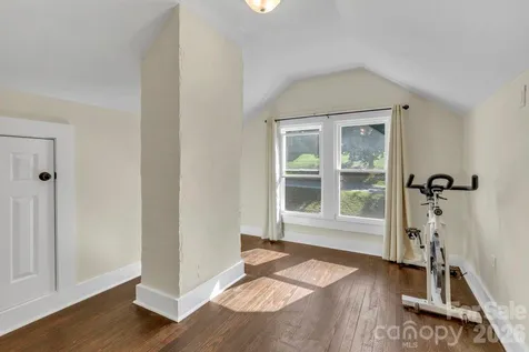 1415 Roan Road Spruce Pine NC 28777