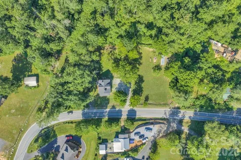 1415 Roan Road Spruce Pine NC 28777