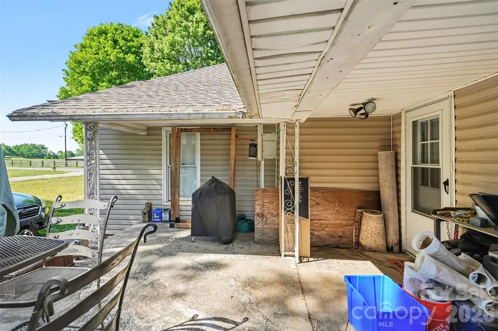 6805 Lackey Road Vale NC 28168