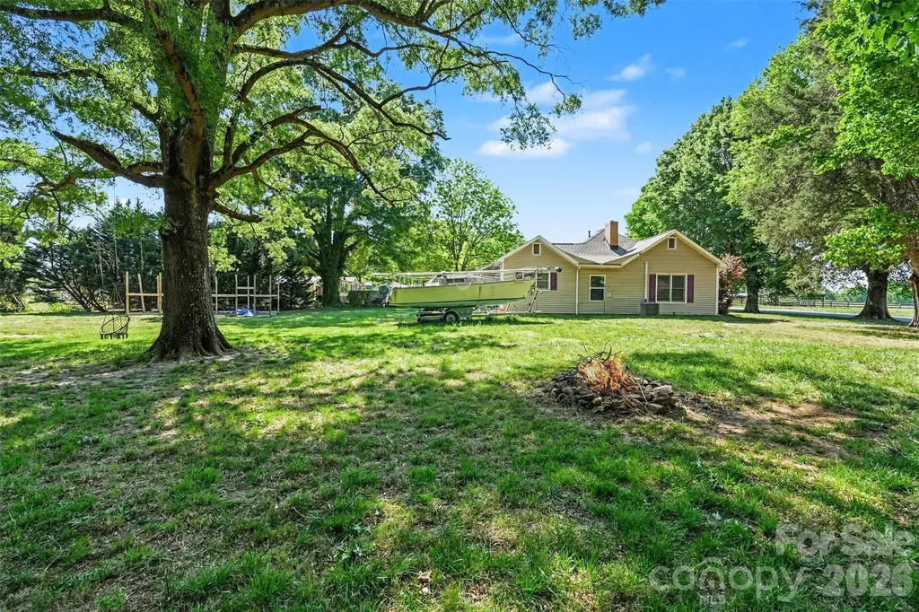 6805 Lackey Road Vale NC 28168