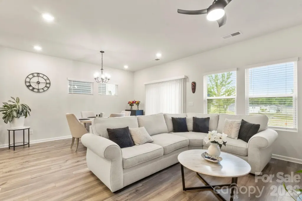 3045 Belstock Court Charlotte NC 28216