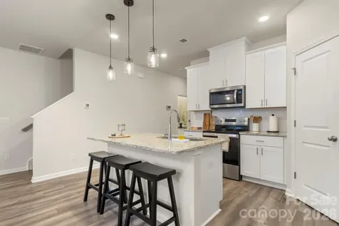 3045 Belstock Court Charlotte NC 28216