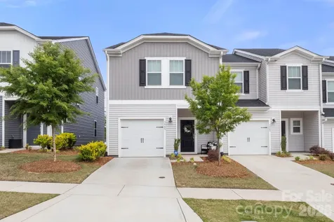 3045 Belstock Court Charlotte NC 28216