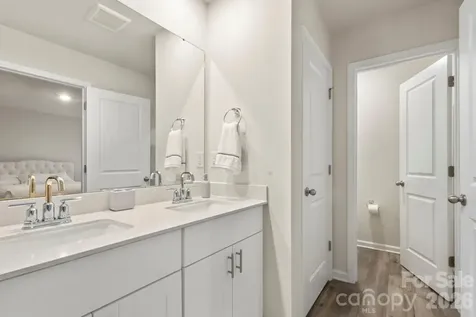 3045 Belstock Court Charlotte NC 28216