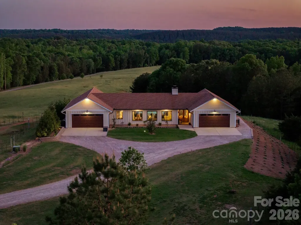8088 Kays Drive York SC 29745