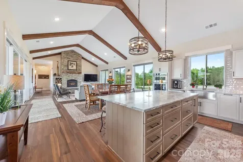 8088 Kays Drive York SC 29745