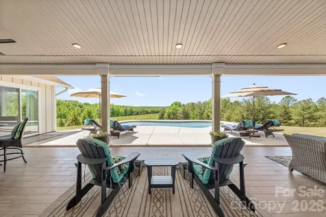 8088 Kays Drive York SC 29745