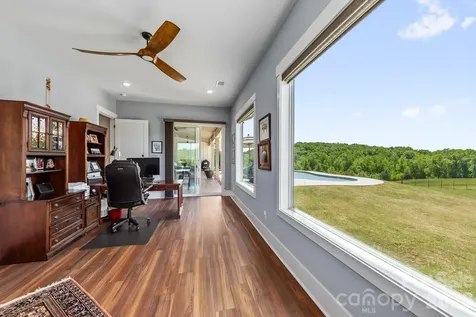 8088 Kays Drive York SC 29745