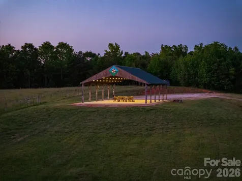 8088 Kays Drive York SC 29745