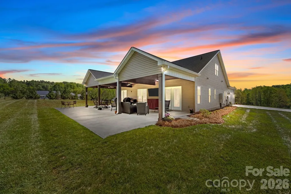 147 Haystack Lane Olin NC 28660