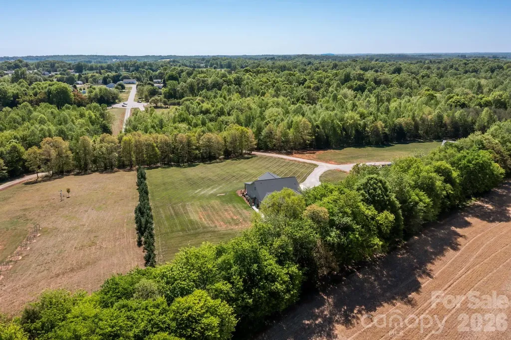 147 Haystack Lane Olin NC 28660