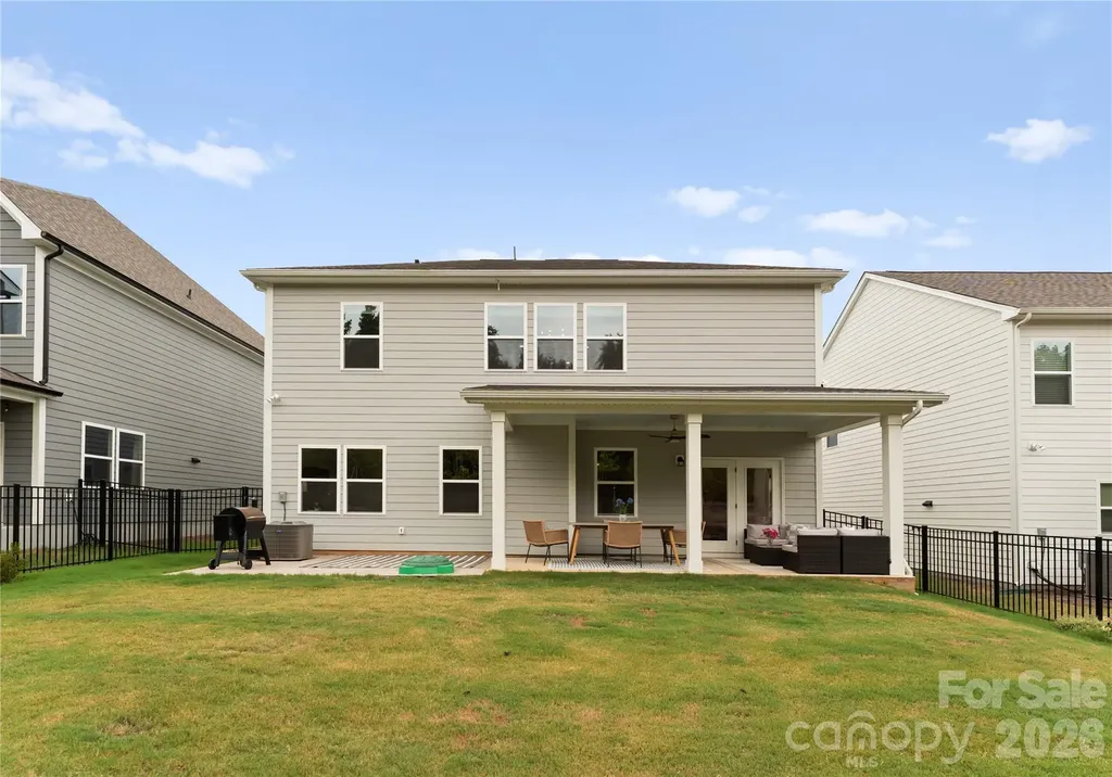 11117 Lochmere Road Charlotte NC 28278