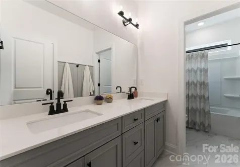 11117 Lochmere Road Charlotte NC 28278
