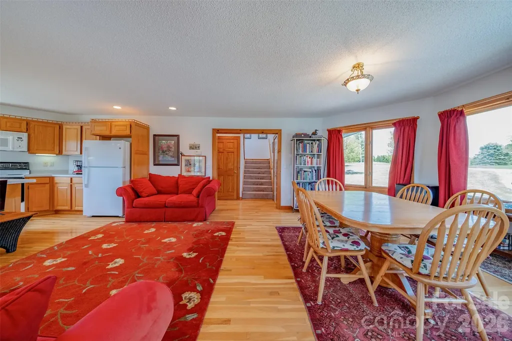 216 Deer Track Lane Sparta NC 28675