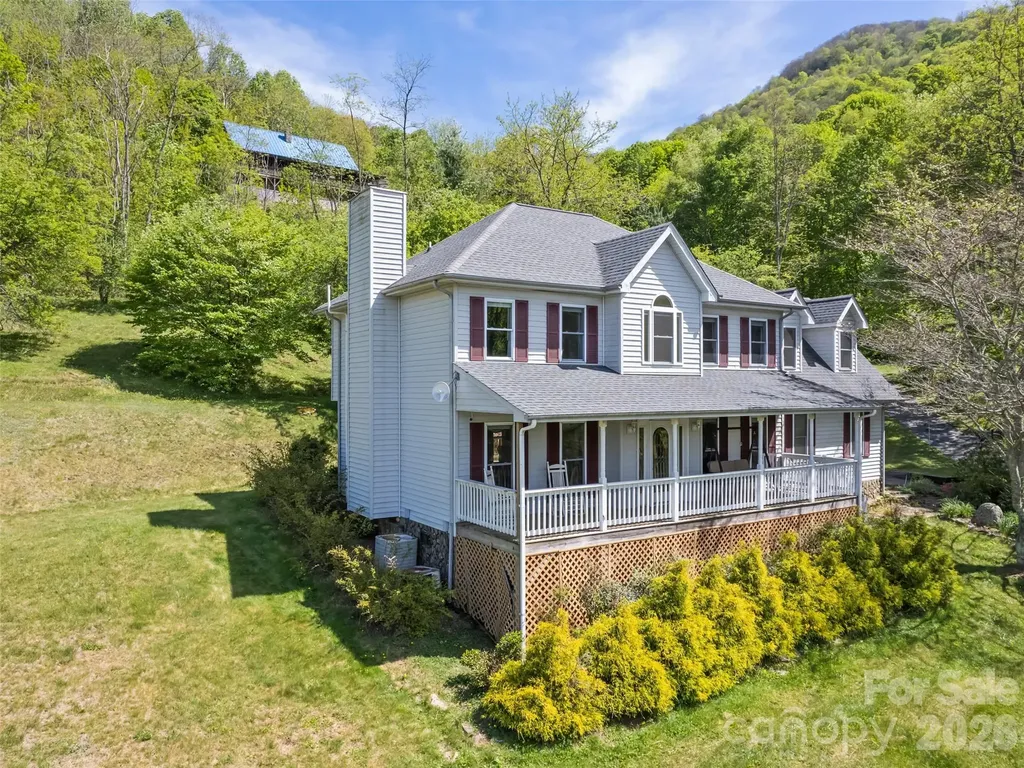 831 Red Bank Road Waynesville NC 28786