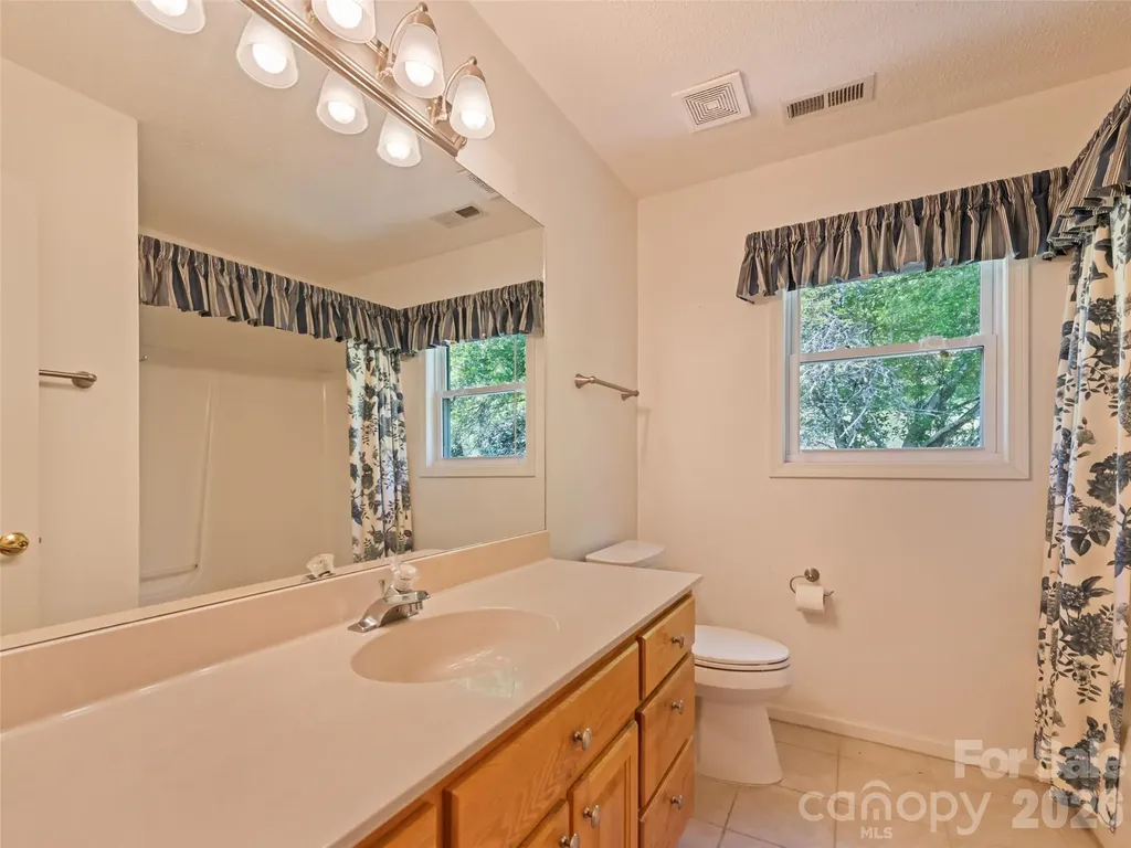 831 Red Bank Road Waynesville NC 28786