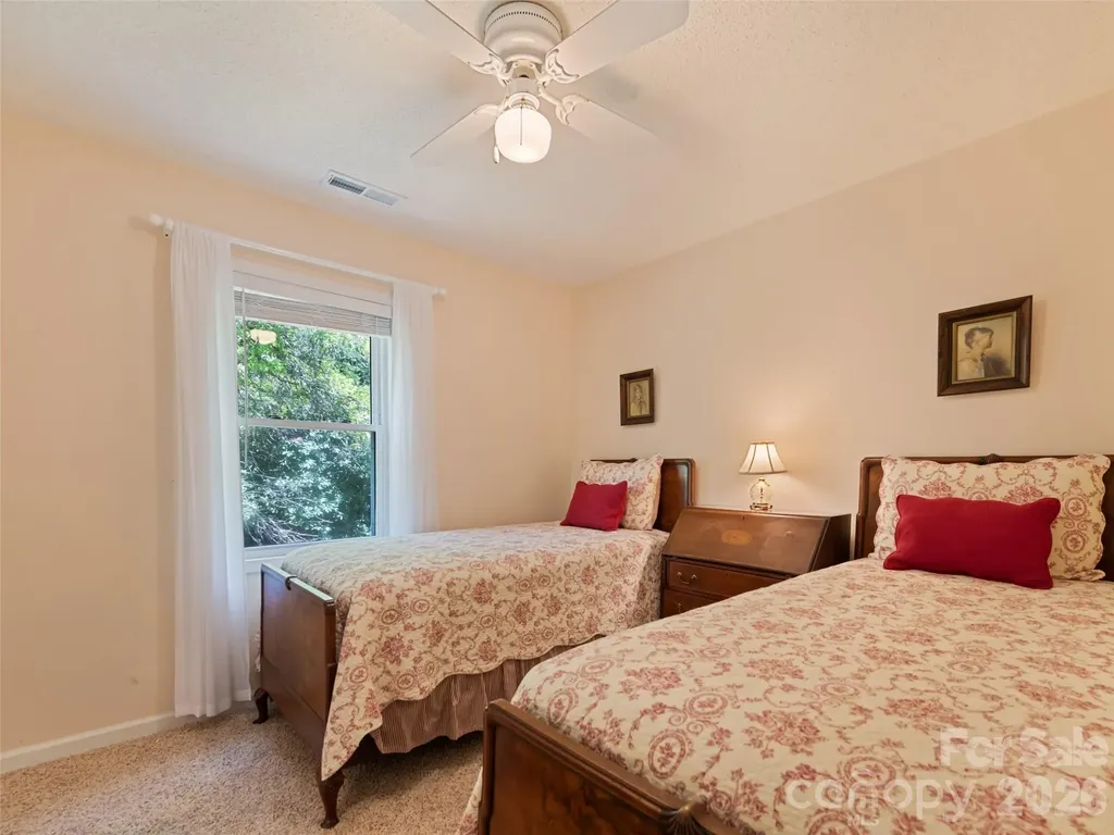 831 Red Bank Road Waynesville NC 28786
