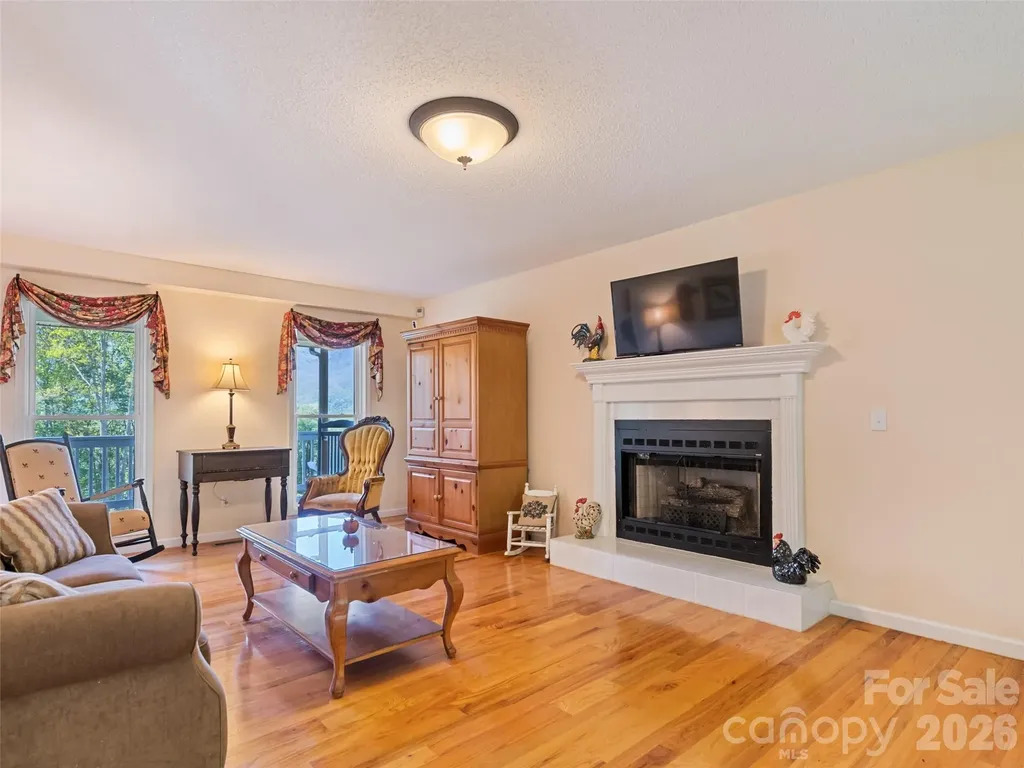 831 Red Bank Road Waynesville NC 28786