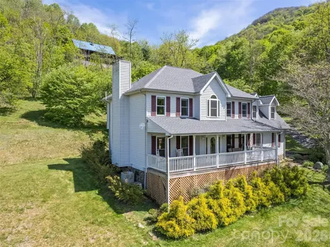 831 Red Bank Road Waynesville NC 28786