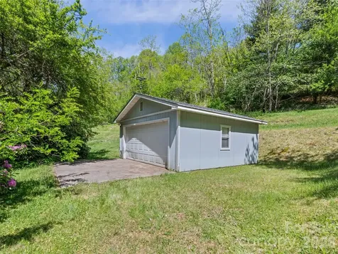 831 Red Bank Road Waynesville NC 28786