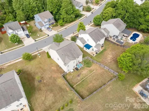 493 Dutch White Drive Clover SC 29710