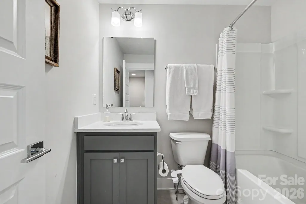 562 West End Drive Charlotte NC 28208