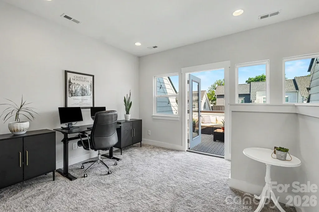 562 West End Drive Charlotte NC 28208