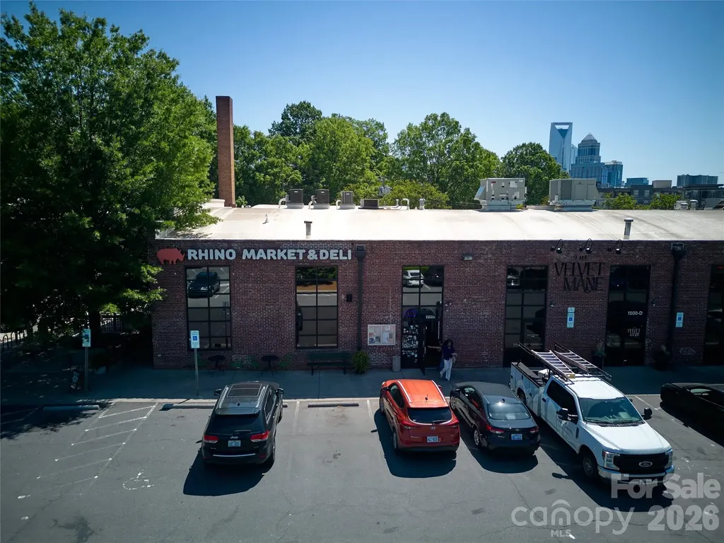 562 West End Drive Charlotte NC 28208