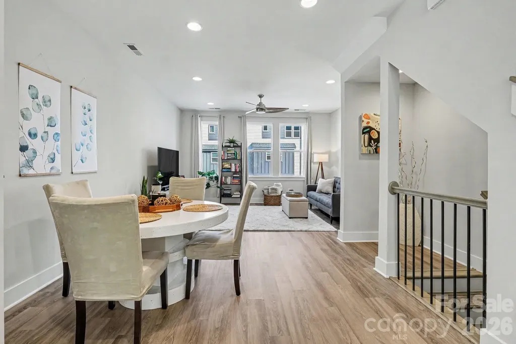 562 West End Drive Charlotte NC 28208