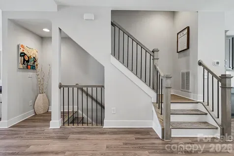 562 West End Drive Charlotte NC 28208