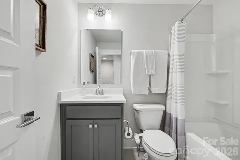 562 West End Drive Charlotte NC 28208
