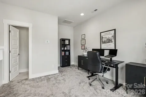 562 West End Drive Charlotte NC 28208