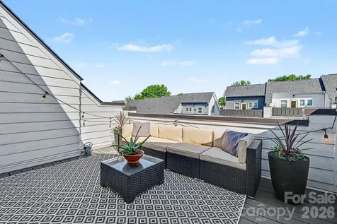 562 West End Drive Charlotte NC 28208