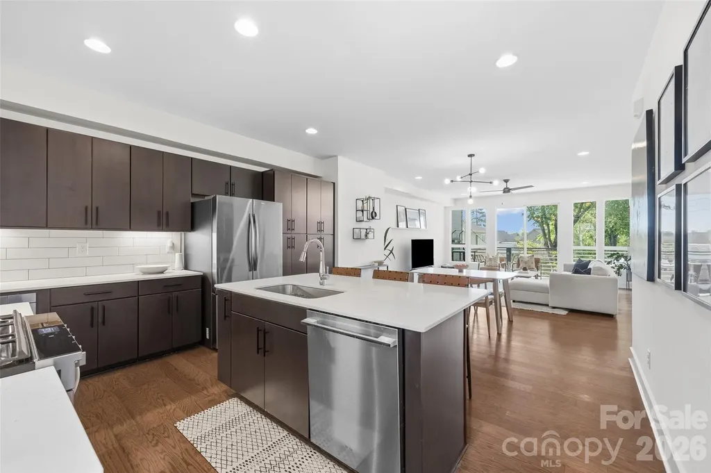 1633 Duckworth Avenue Charlotte NC 28208