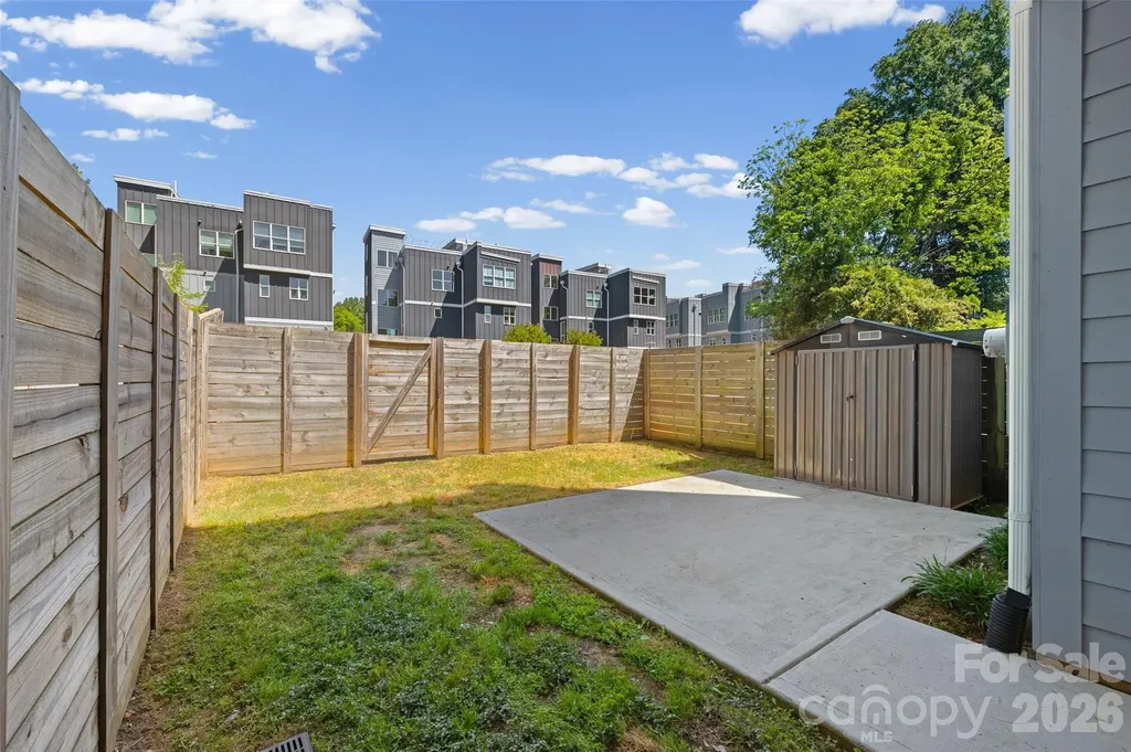 1633 Duckworth Avenue Charlotte NC 28208