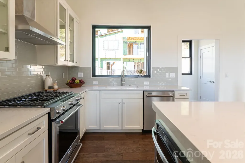610 Storybook Villas Trail Asheville NC 28804